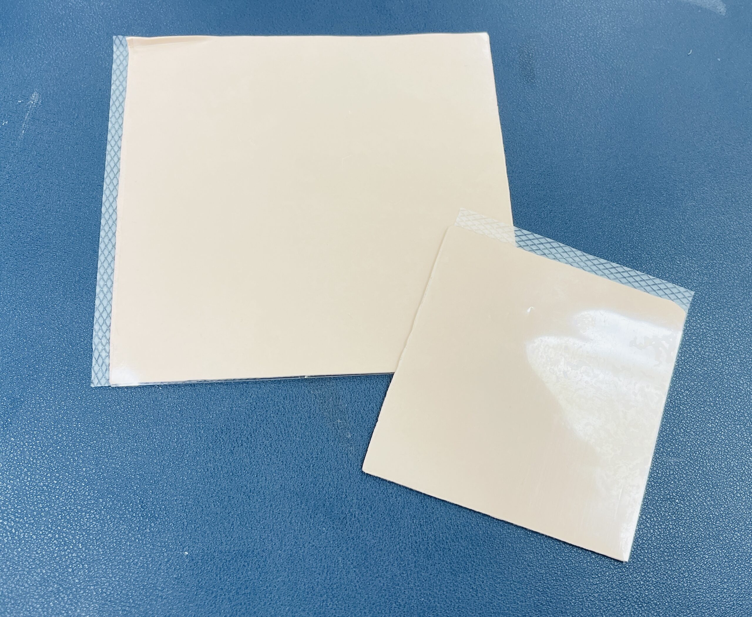 導熱矽膠片｜双圓科技